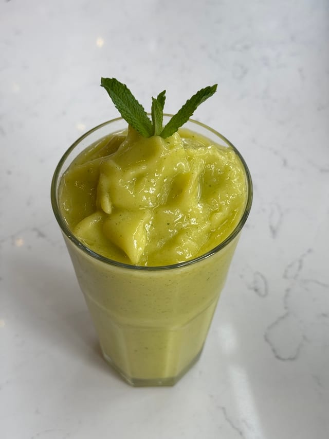 Mango-Pineapple-Mint Smoothie